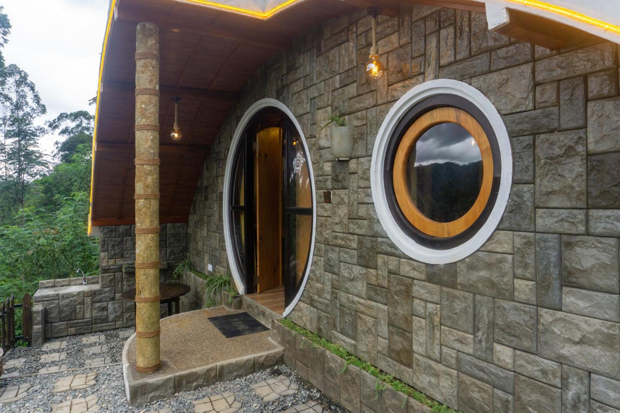 مبيت وإفطار إيلا Hobbit Hole Hideaway المظهر الخارجي الصورة