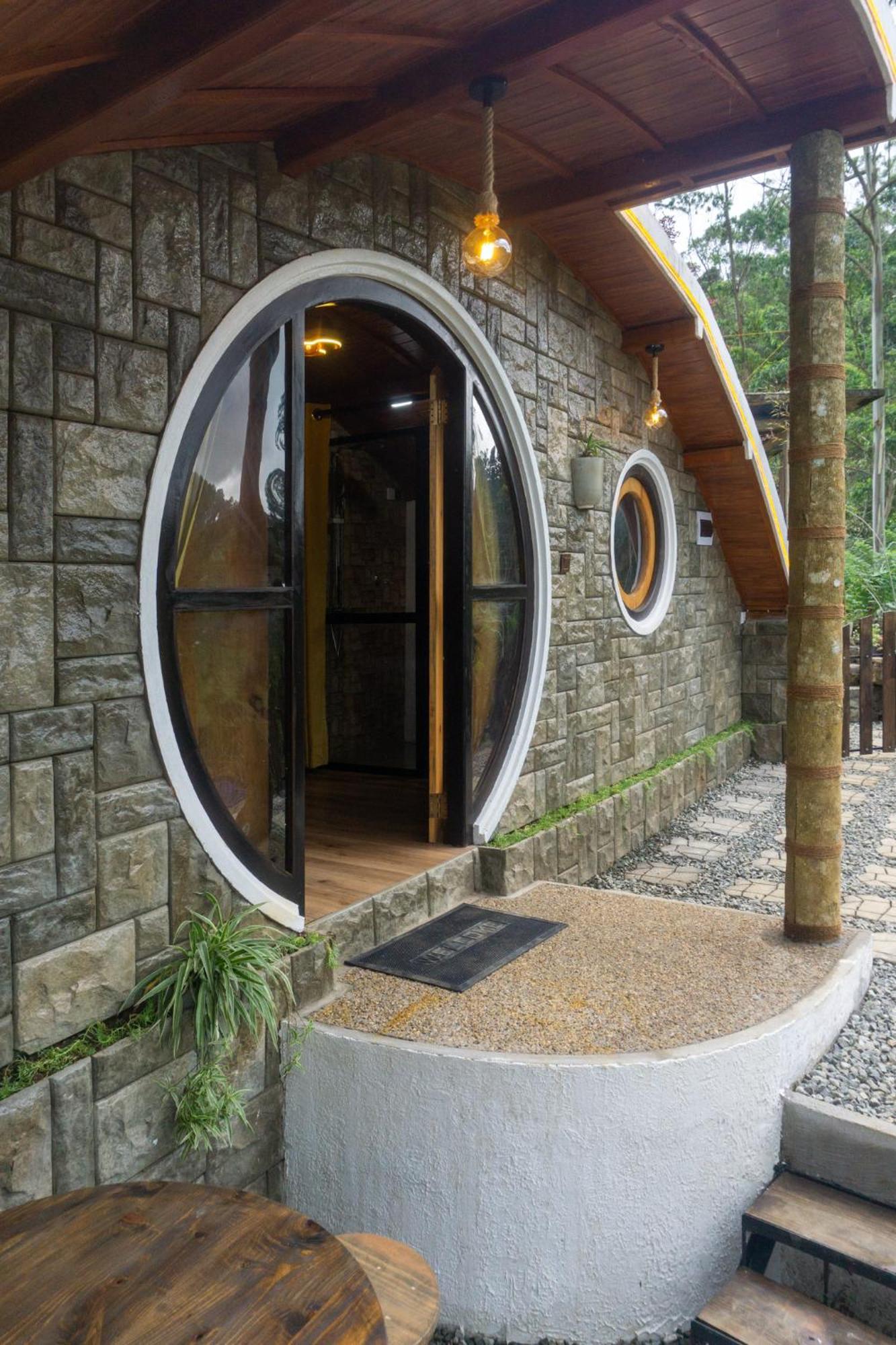 مبيت وإفطار إيلا Hobbit Hole Hideaway المظهر الخارجي الصورة